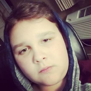 Meet your Posher, Adrien